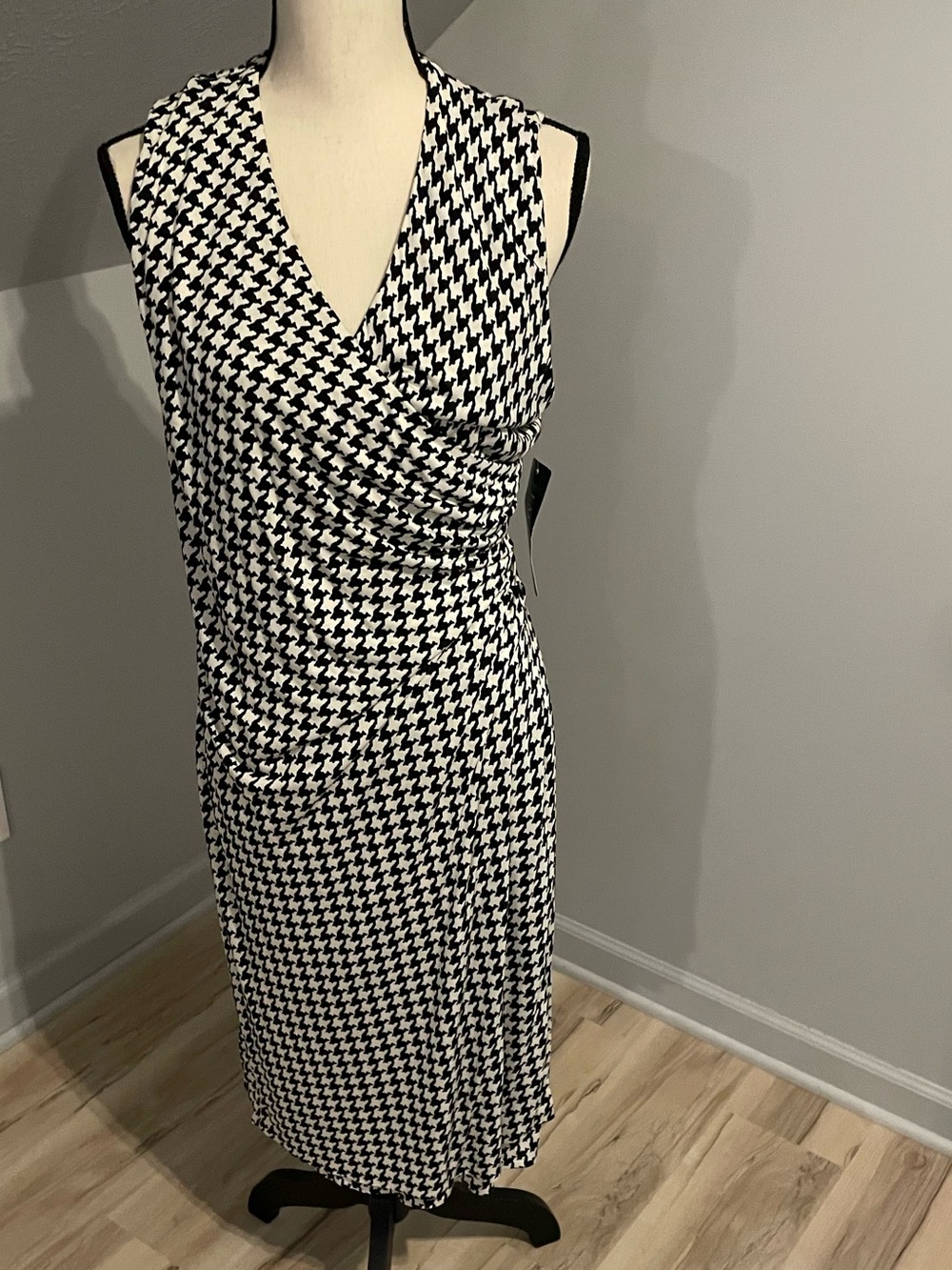 Ralph Lauren Black & White Houndstooth Sleeveless Faux Wrap Dress Size Large